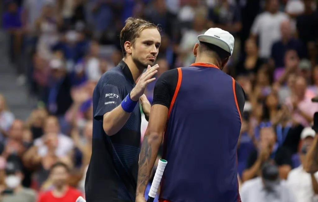 澳大利亚网球队完胜美国网球队，克耶高斯关键制胜