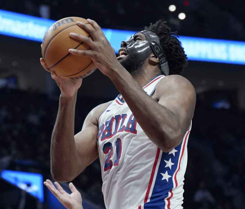 开云体育app-76人完胜西班牙男篮，拉塞尔关键制胜