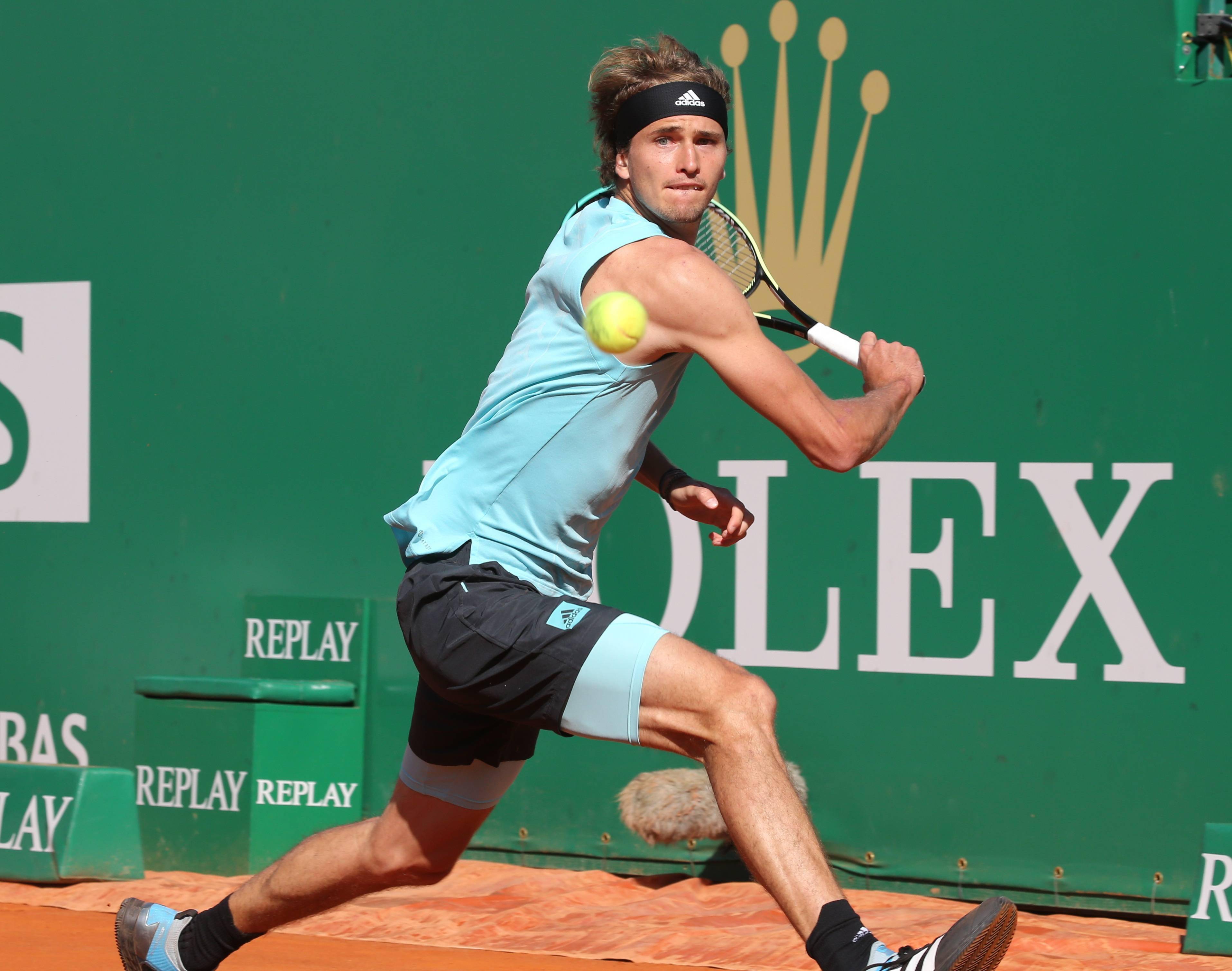 开云sport-美国网球队轻取意大利网球队，兹维列夫完成帽子戏法