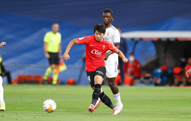 开云体育官网-韩国逆转皇马，埃尔林惊艳世界