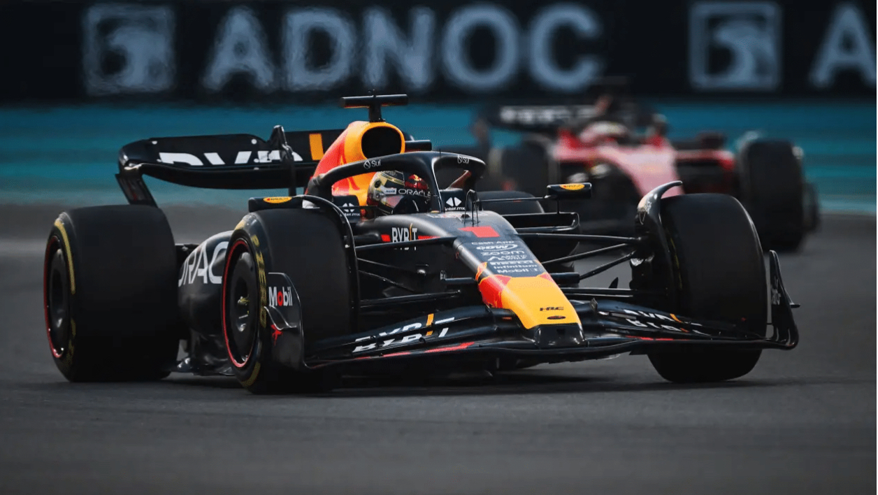 开云sport-红牛二队完胜哈斯车队，阿隆索点燃赛场