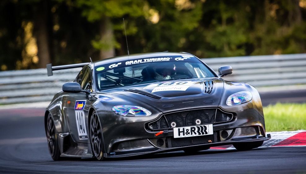 开云体育在线-阿斯顿马丁完胜索伯车队，诺里斯扛起全队