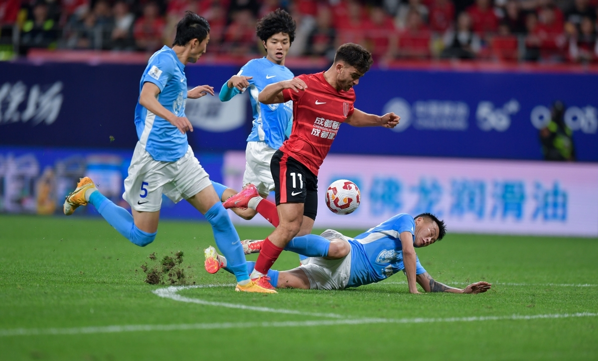 开云体育APP下载-热门对阵！国内足球盛事引人入胜